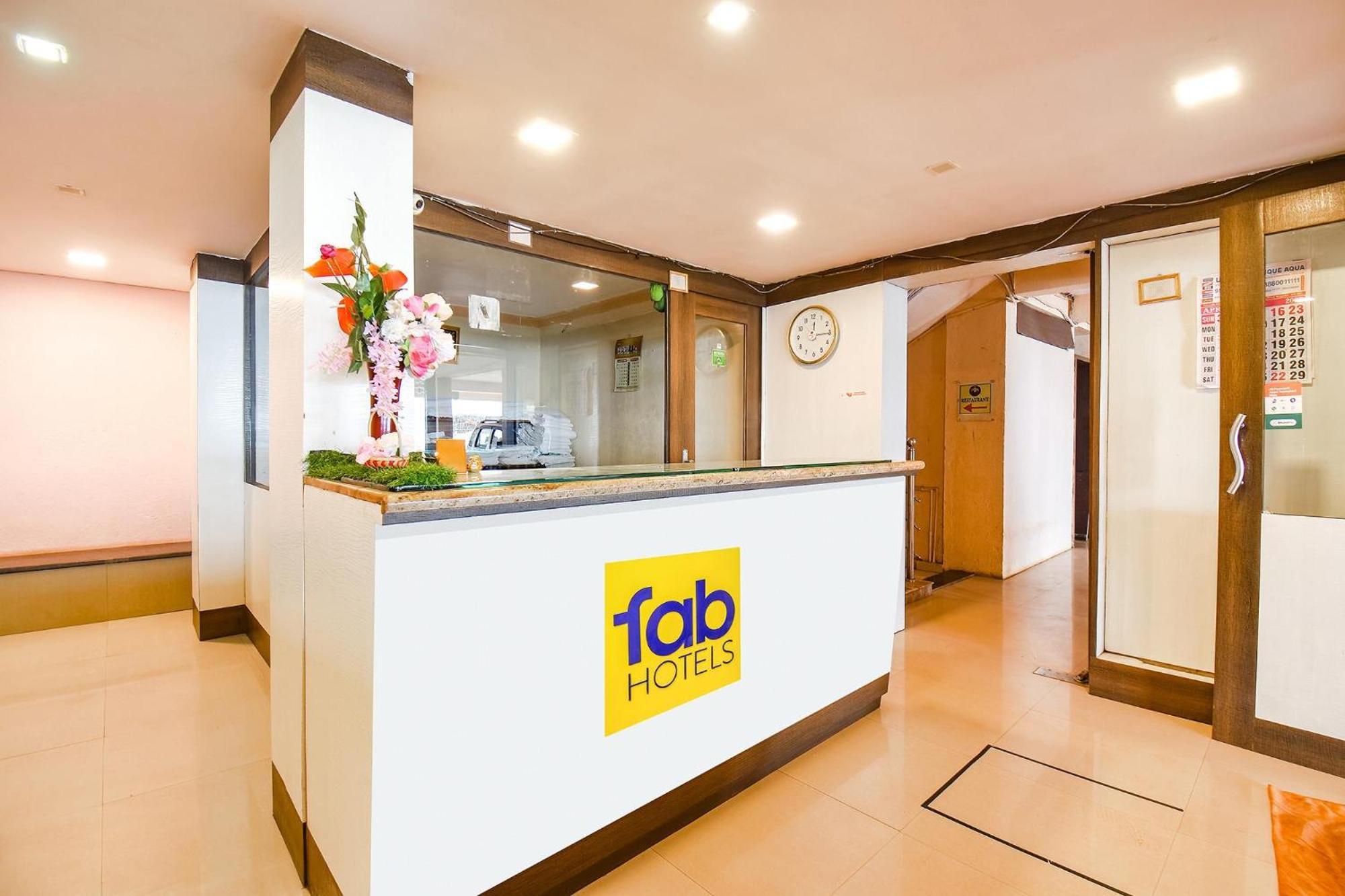 Fabhotel Bright Holidays ماهاباليشوار المظهر الخارجي الصورة